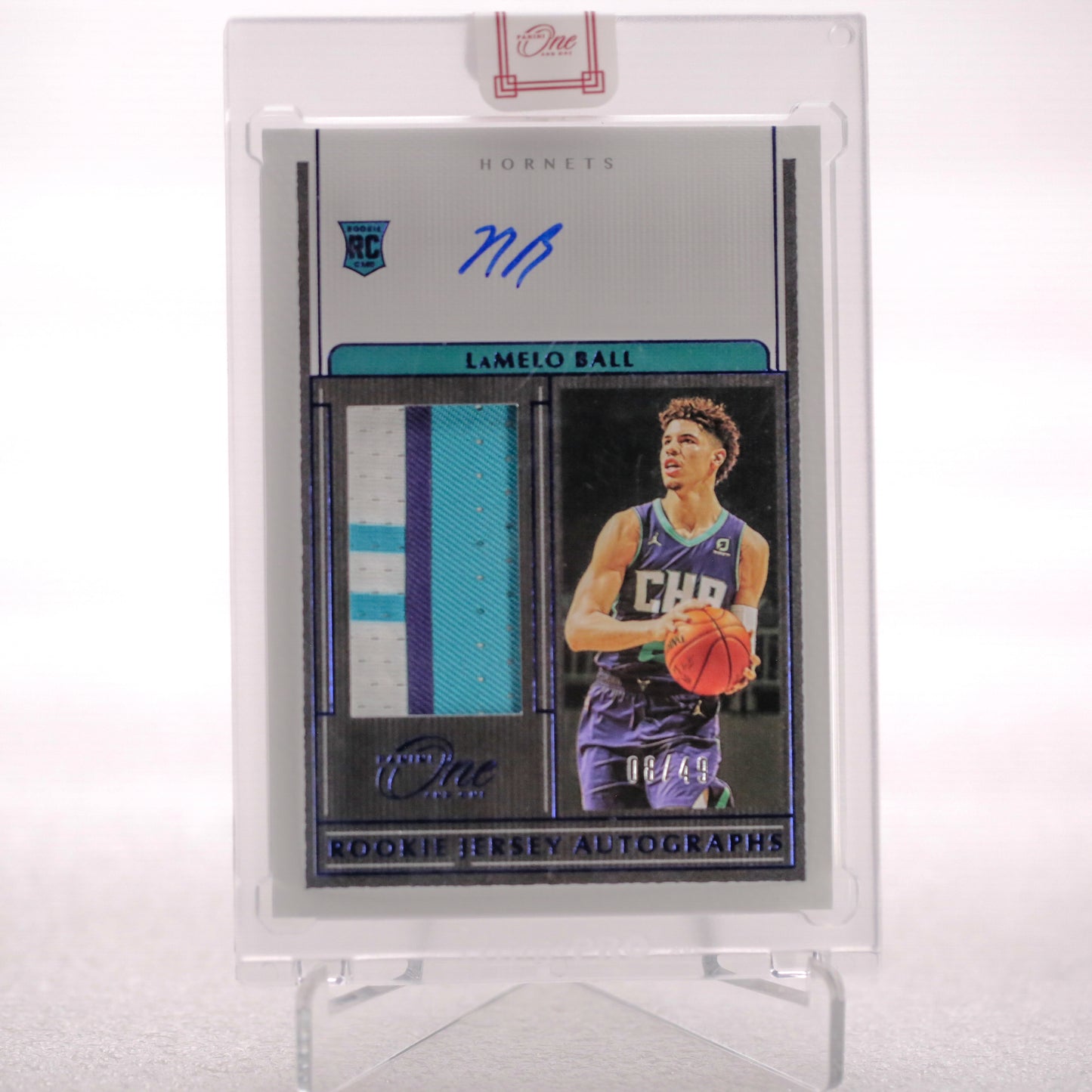 Panini ONE Lamelo Ball RC Jersey AUTO 8_49 - Signed - Jersey